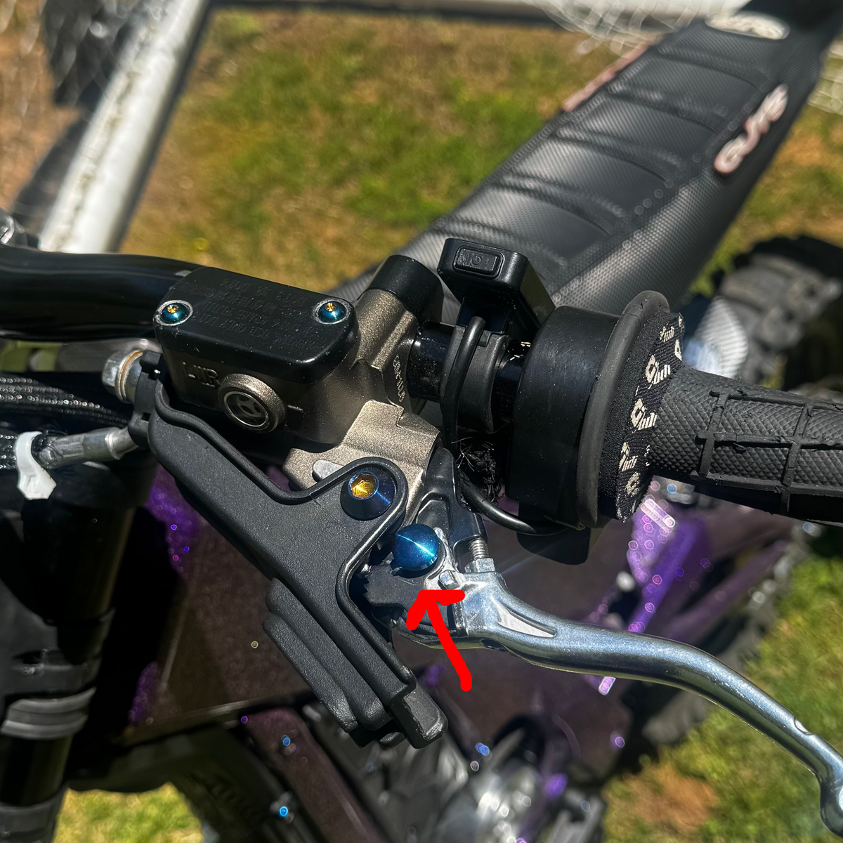 MXB Titanium Ultra Bee Lever Pin