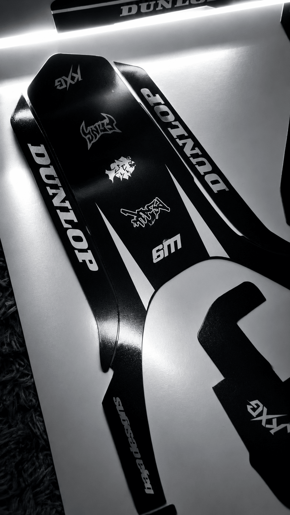 MXB Rawr Mantis 72v Rear Fender Decal