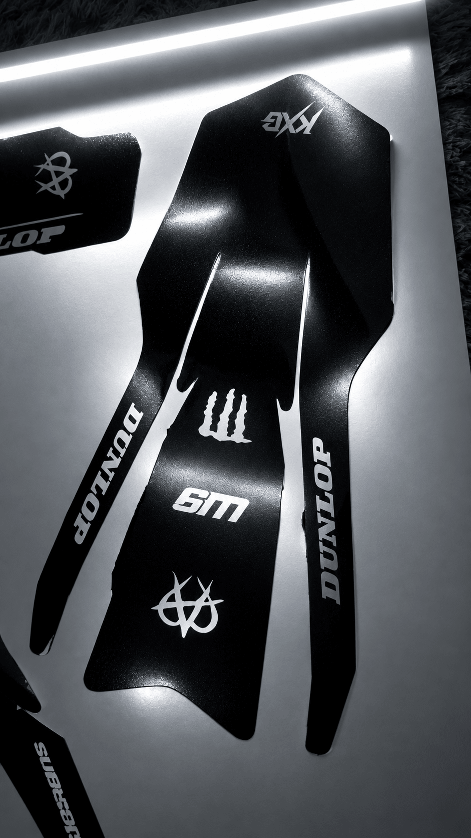 MXB Rawr Mantis 72v Front Fender Decal