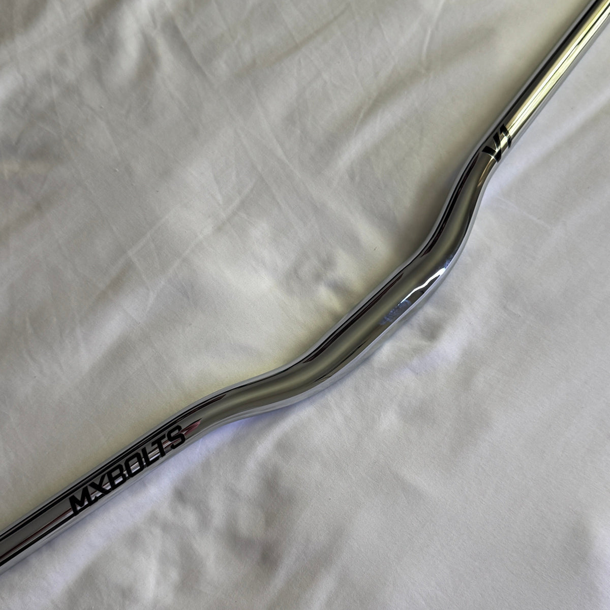 MXBOLTS Chrome Handlebar (31.8mm)